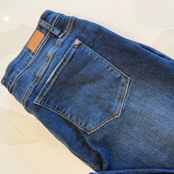 Judy Blue Women's Skinny Jeans Size 15/32 Medium Wash Blue Denim Button Front - Picture 3 of 16